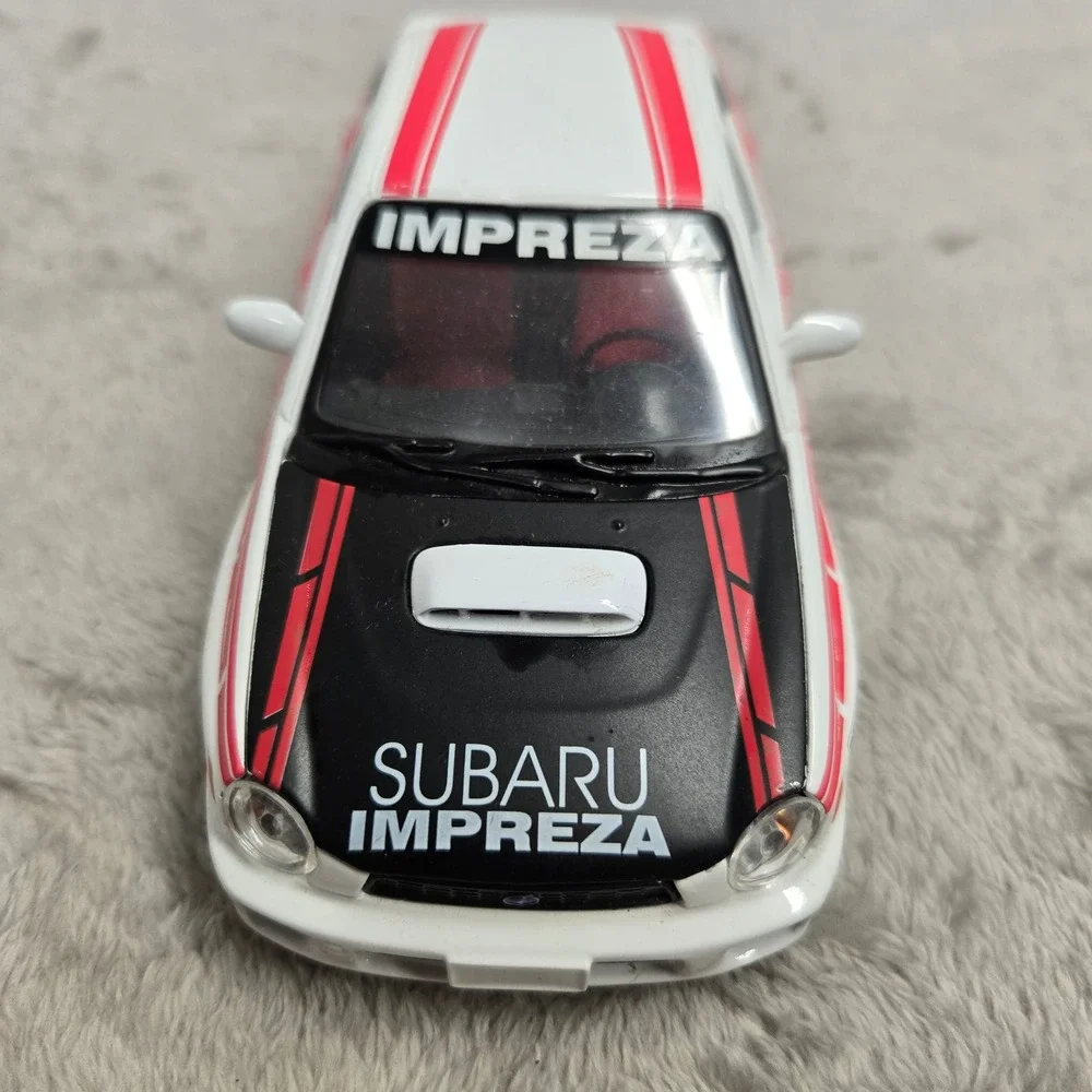 Maisto Subaru Impreza WRX Diecast 1:24 White Red Tuner Car Missing Spoiler